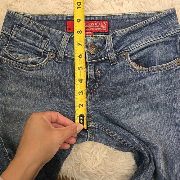Guess Cuffed Mid Rise Capri Medium Wash Jeans Size 27 - Picture 5 of 10